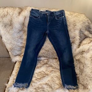Pilcro and the Letterpress mid rise skinny jeans. Size 29